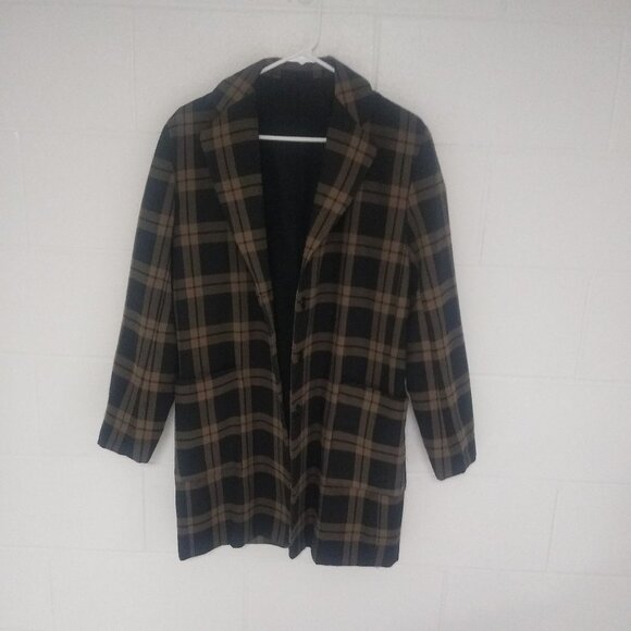 Jackets & Blazers - Quiet luxury long, plaid, jacket without the price. Capsule wardrobe starter.